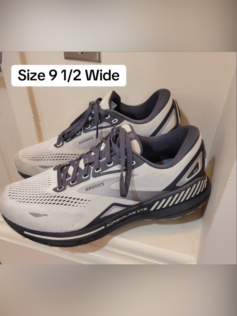 Brooks Adrenaline GTE  23 Mens Running Shoes